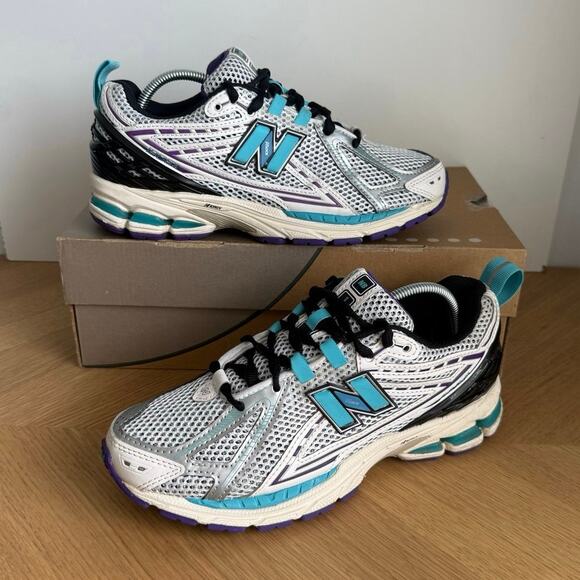 New Balance 1906 R ‘Charlotte Hornets’ Men Sneakers- SZ Men 6.5- W 8 main image 4